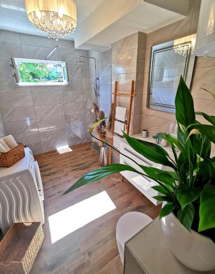 Elegance Suite Mary Orebić Esterno foto